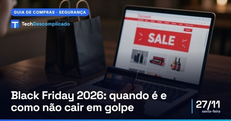 Pessoa com cartão de crédito diante de um notebook com página de promoção, ao lado de sacolas pretas (imagem ilustrativa gerada por IA)