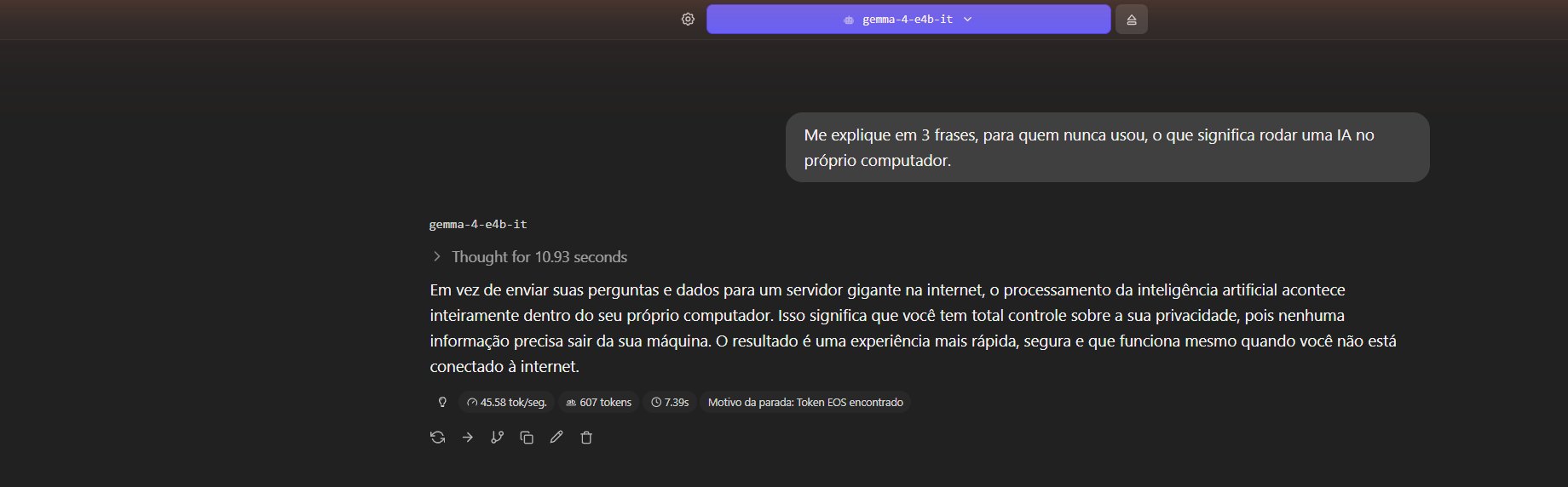 Conversa no LM Studio rodando IA localmente no PC: o Gemma 4 E4B explica em português o que é rodar uma IA no próprio computador