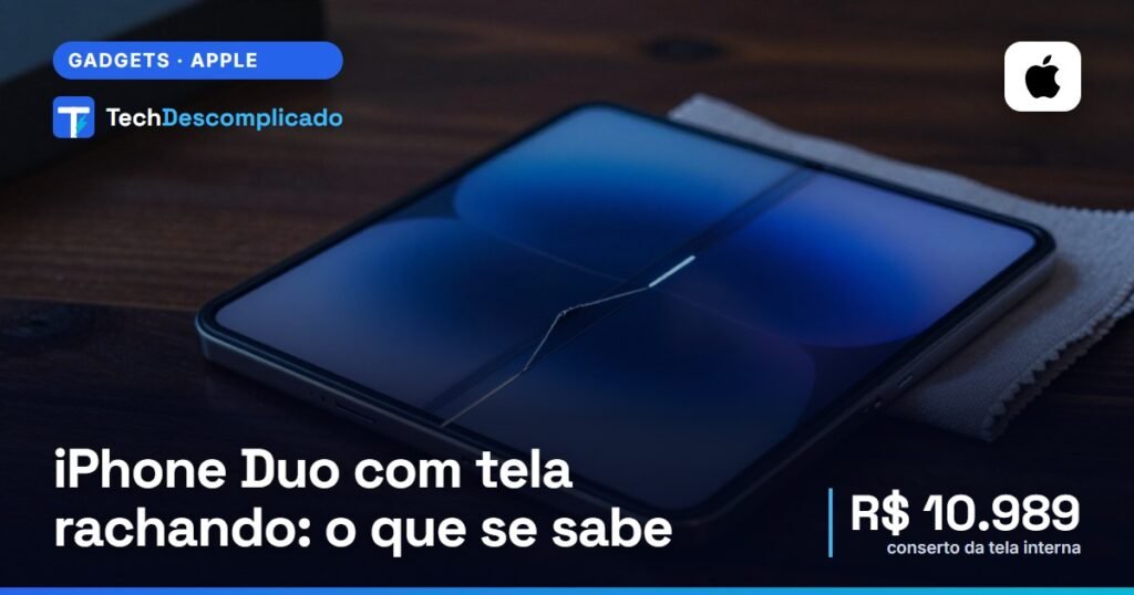 Celular dobrável aberto sobre a mesa com uma trinca no meio da tela interna (imagem ilustrativa gerada por IA)