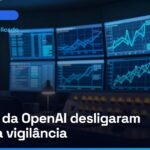 Sala de monitoramento escura com parede de telas e um painel de alertas (imagem ilustrativa gerada por IA)